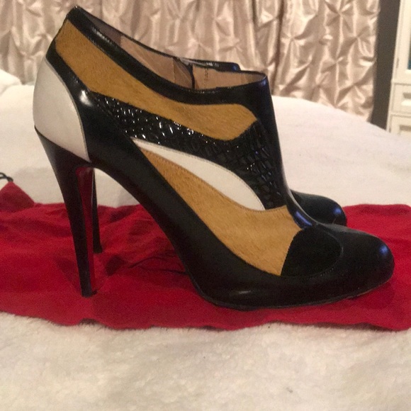 Christian Louboutin booties - Picture 3 of 5
